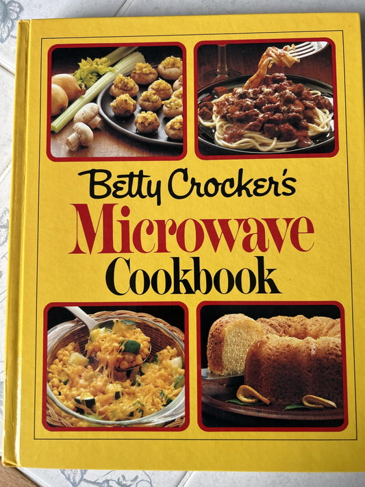 Betty Crocker's Microwave Cookbook